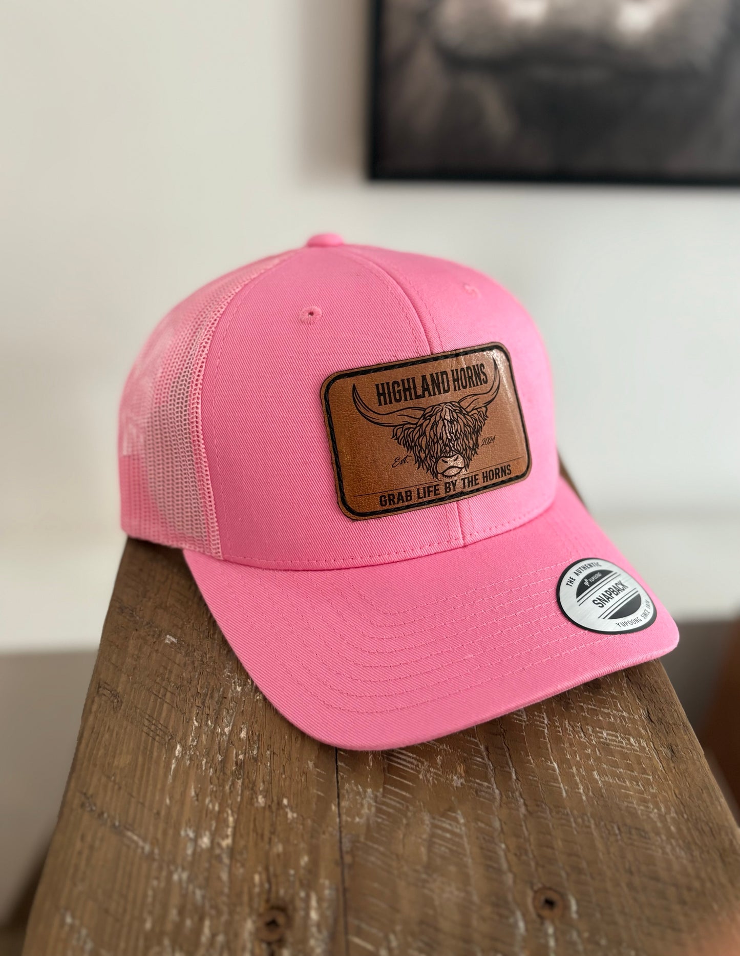 NOUVEAUTÉ - Casquette rose cuir brun