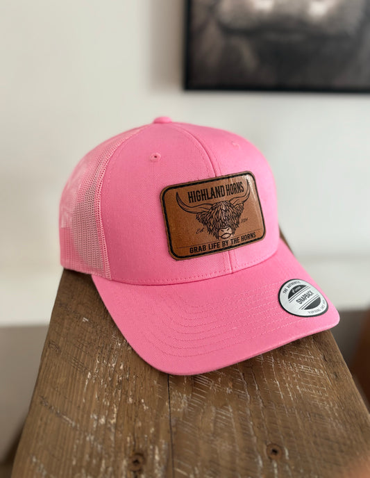 NOUVEAUTÉ - Casquette rose cuir brun